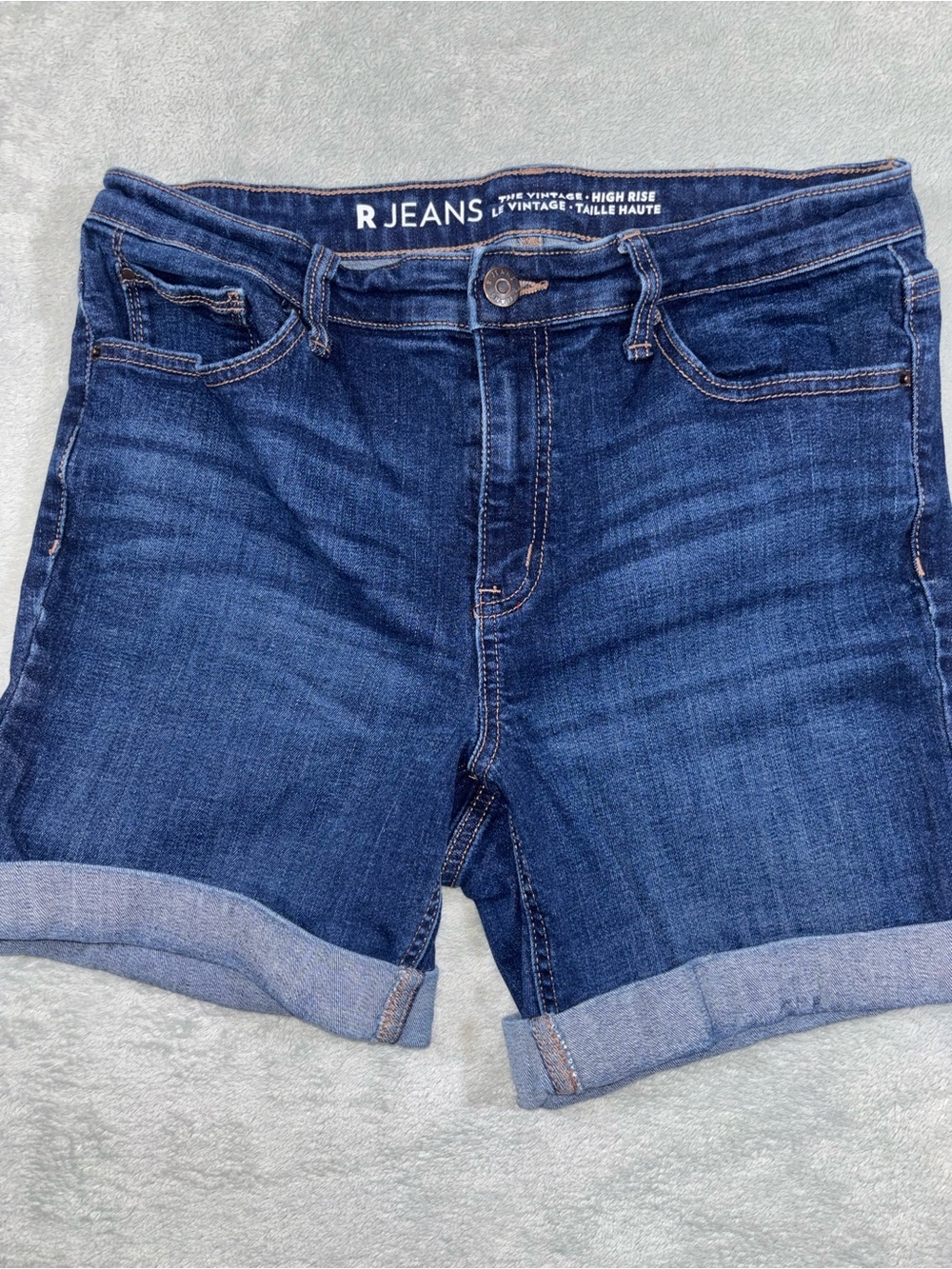 R Jeans The Vintage High Rise Dark Wash Cuffed Denim Shorts - Size 30 (15" Waist